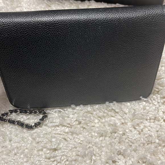 CHANEL Timeless Classic Wallet on a Chain - Picture 5 of 11